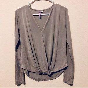 Grey long sleeve